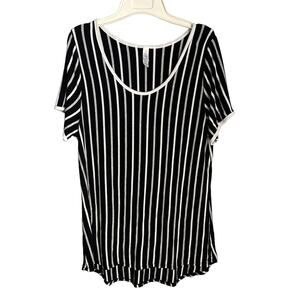 LulaRoe Classic Tee Shirt Top Size 2XL Preloved Gently Worn